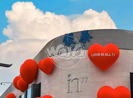 充气爱心气模气球商业街装置 520网红打卡 爬墙气模艺术