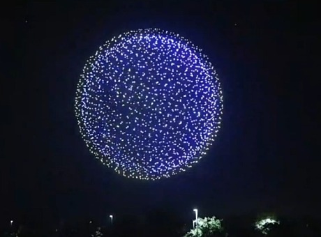 1500台无人机灯光表演，比看科技大片还震撼