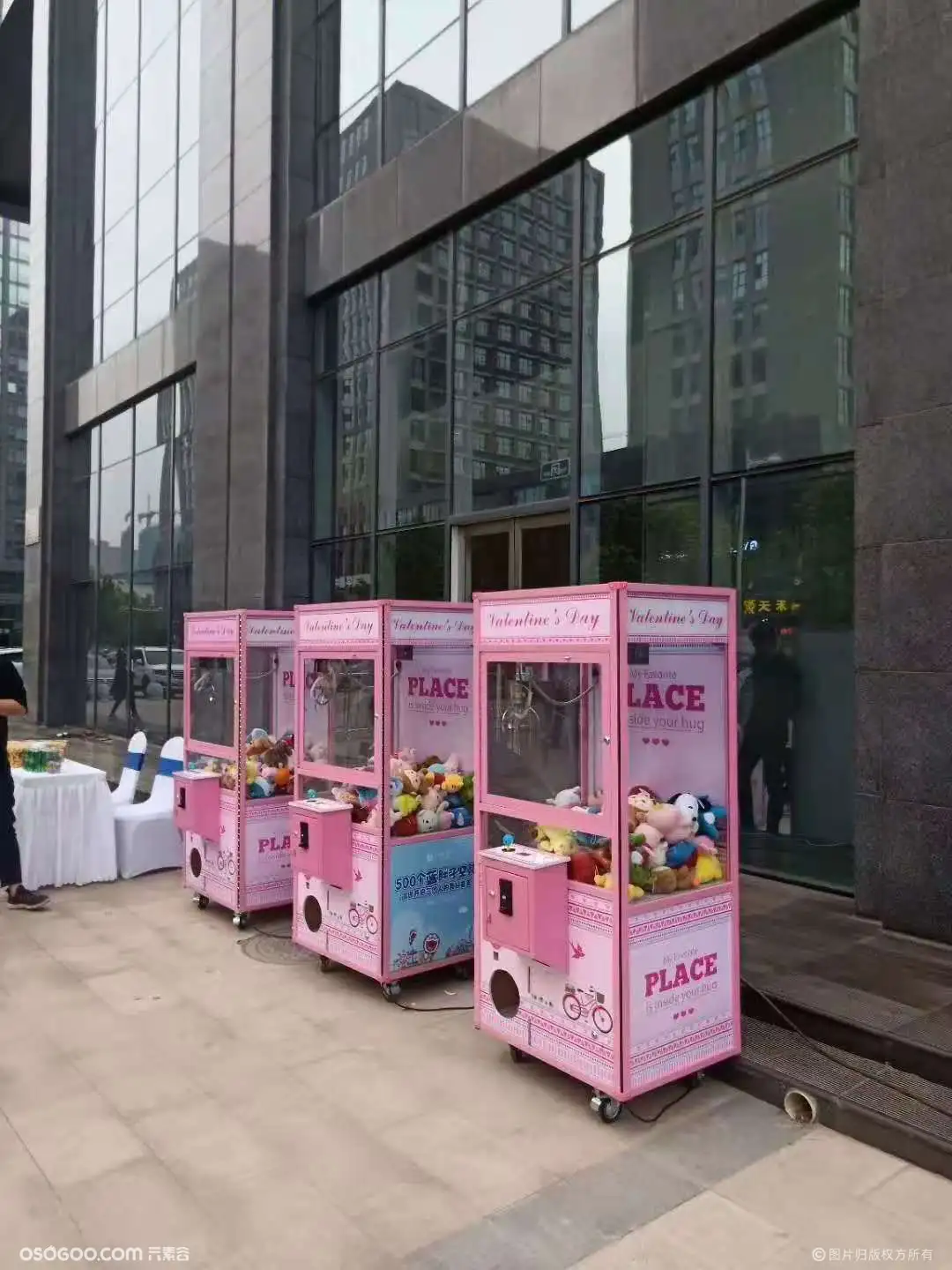 上海篮球机娃娃机出租互动骑行单车投币迷你点唱机出租 