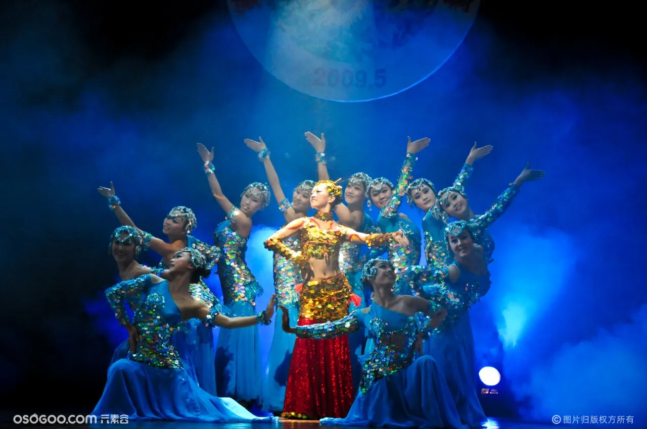 《年年有余》：中国民族民间舞傣族舞蹈节目表演，欢迎咨询预订