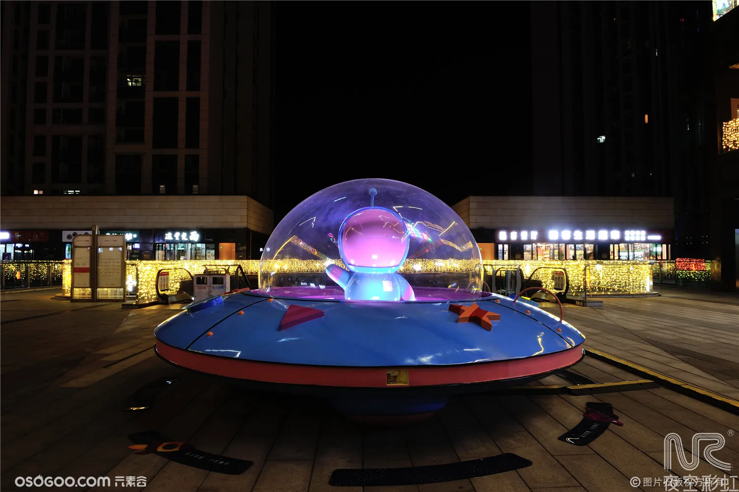 夜空彩虹案例分享——星空下的精灵-重庆华侨城
