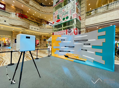 成都环球中心广汽本田新款发布会/光绘签到互动装置助力