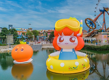 华侨城顺德欢乐海岸12m充气卡通吉祥物气模 花小橙
