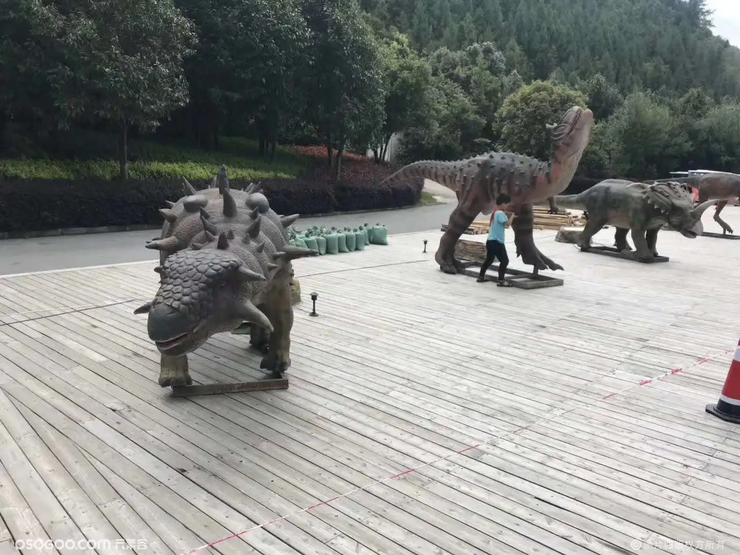 仿真恐龙，侏罗纪大型恐龙造型