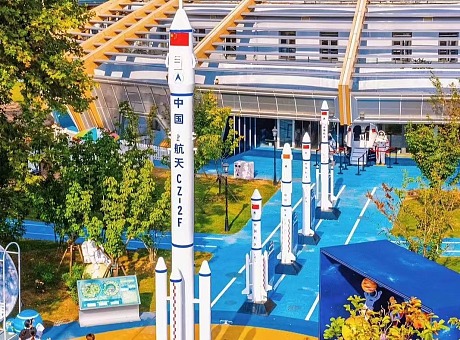 国庆航天航空展航天火箭模型租赁太空展太空服模型出租出售