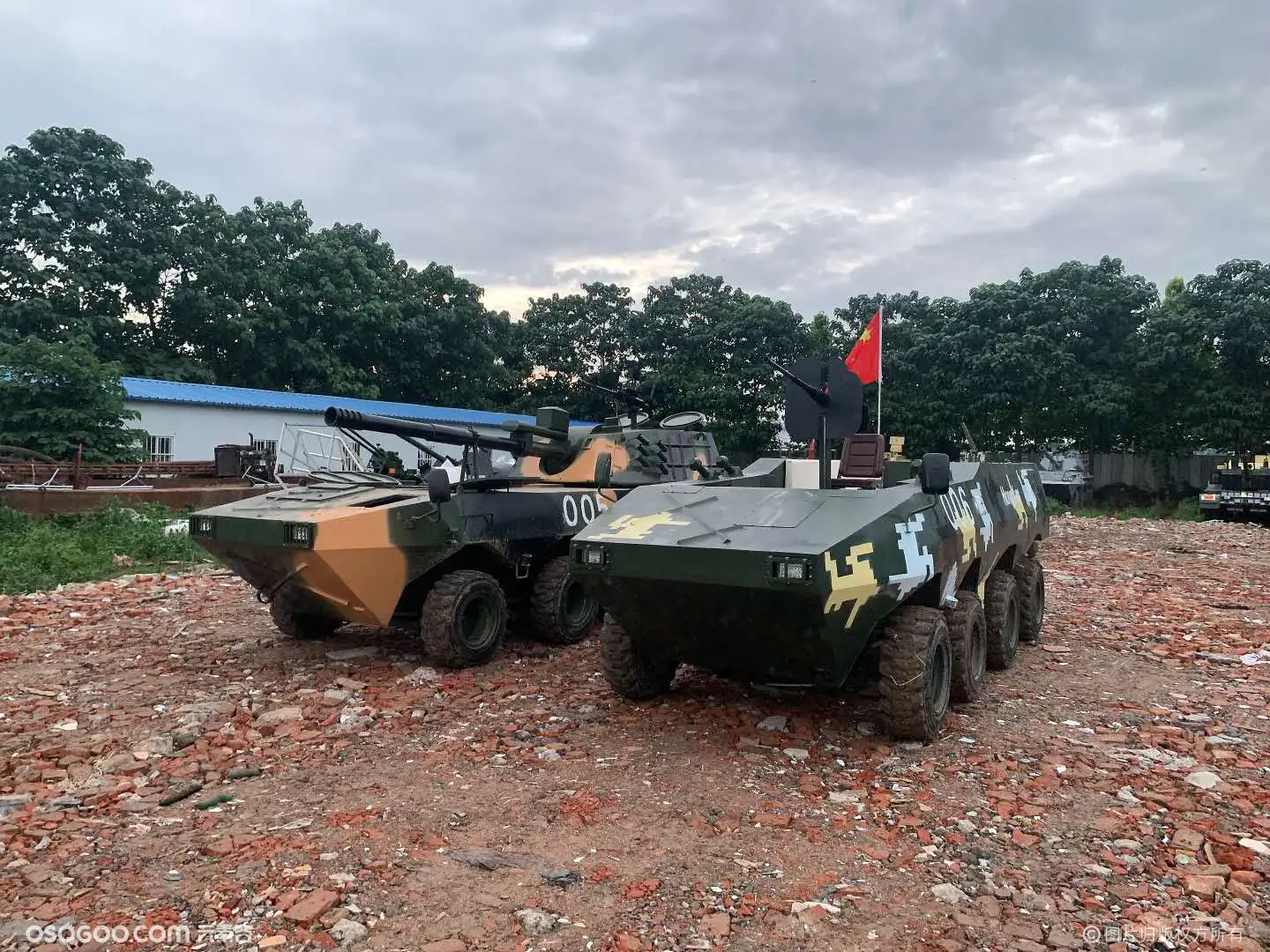 动力驾驶体验坦克装甲车模型