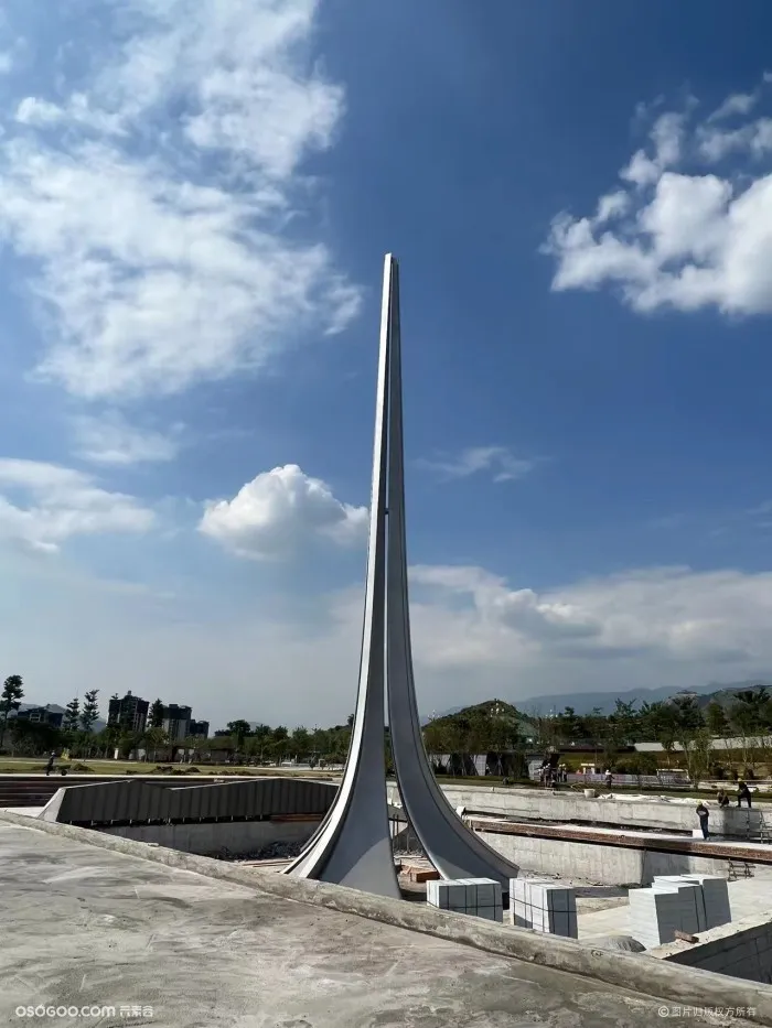 攀枝花钛金纪念碑雕塑 高33米精神堡垒工厂定制