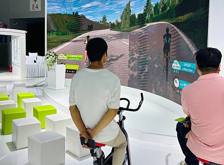 上海展会指定游戏推荐双人竞技骑行互动骑行单车租赁
