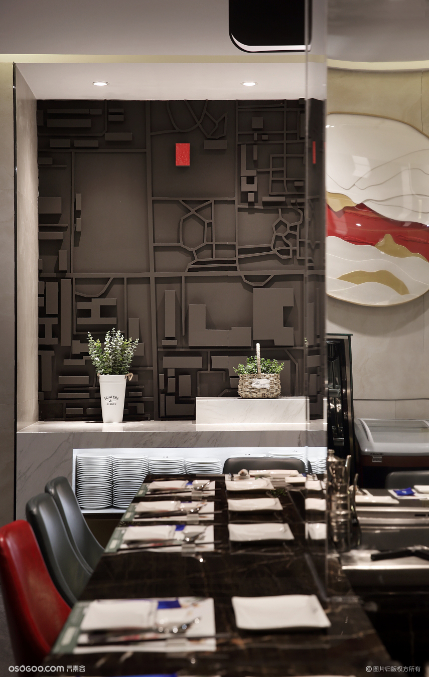 “铁板上叹为观止的美食汇演” | 艺鼎铁板烧餐厅设计