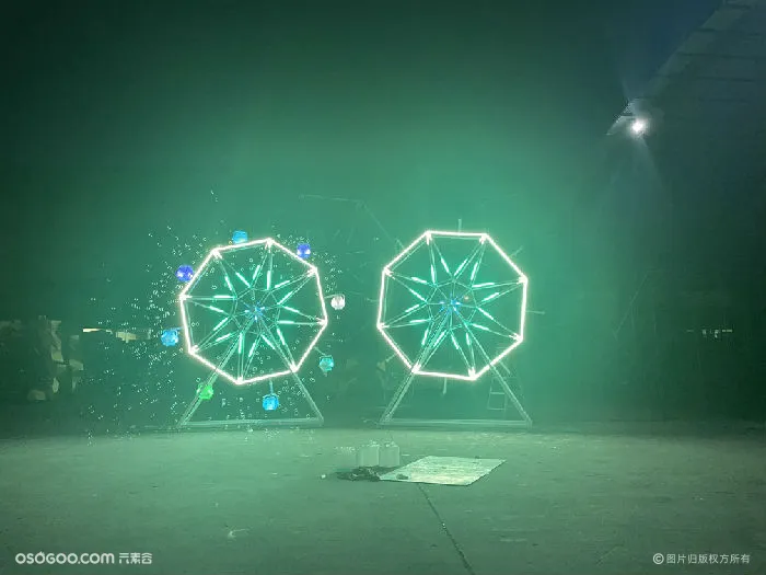 上海幕明摩天轮泡泡机 LED七彩发光自动旋转泡泡机