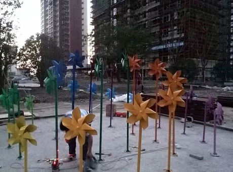 临沂小区建设转动风车雕塑 烤漆不锈钢风车雕塑安装