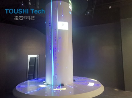 投石案例II：北京奔驰展厅光影瀑布投影柱互动装置