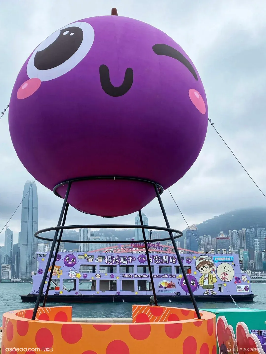 香港超前的 "亲子嘉年华" 竟然是阿sir的花式反许宣传?
