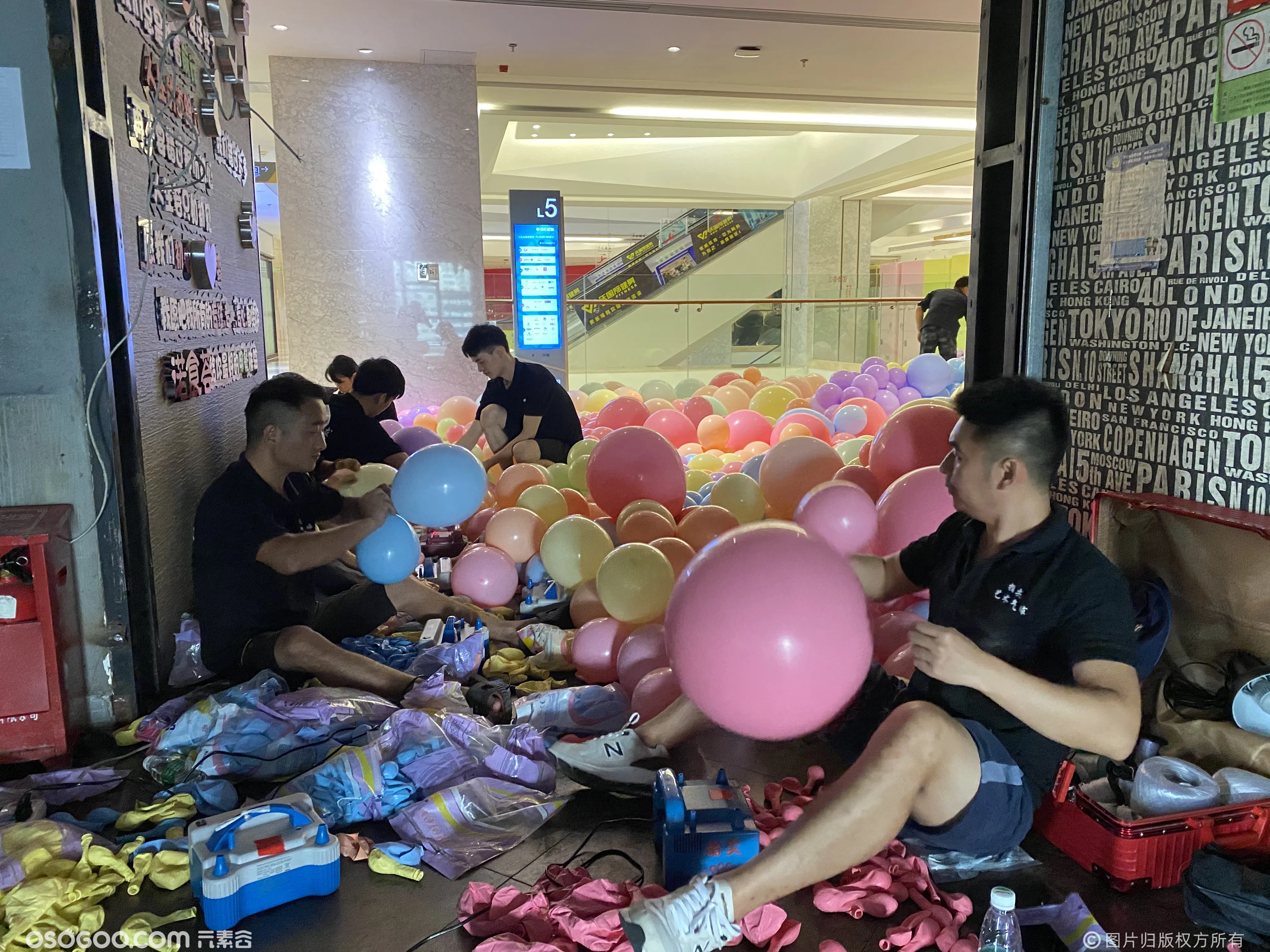 深圳优城4周年庆气球美陈气球布置马卡龙气球氛围布置