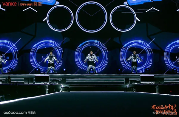 发布会震撼大气开场秀，5人人屏互动科技感舞蹈可定制