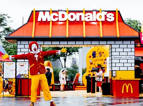全国首座「麦当劳摩天轮」来了，就在深圳
