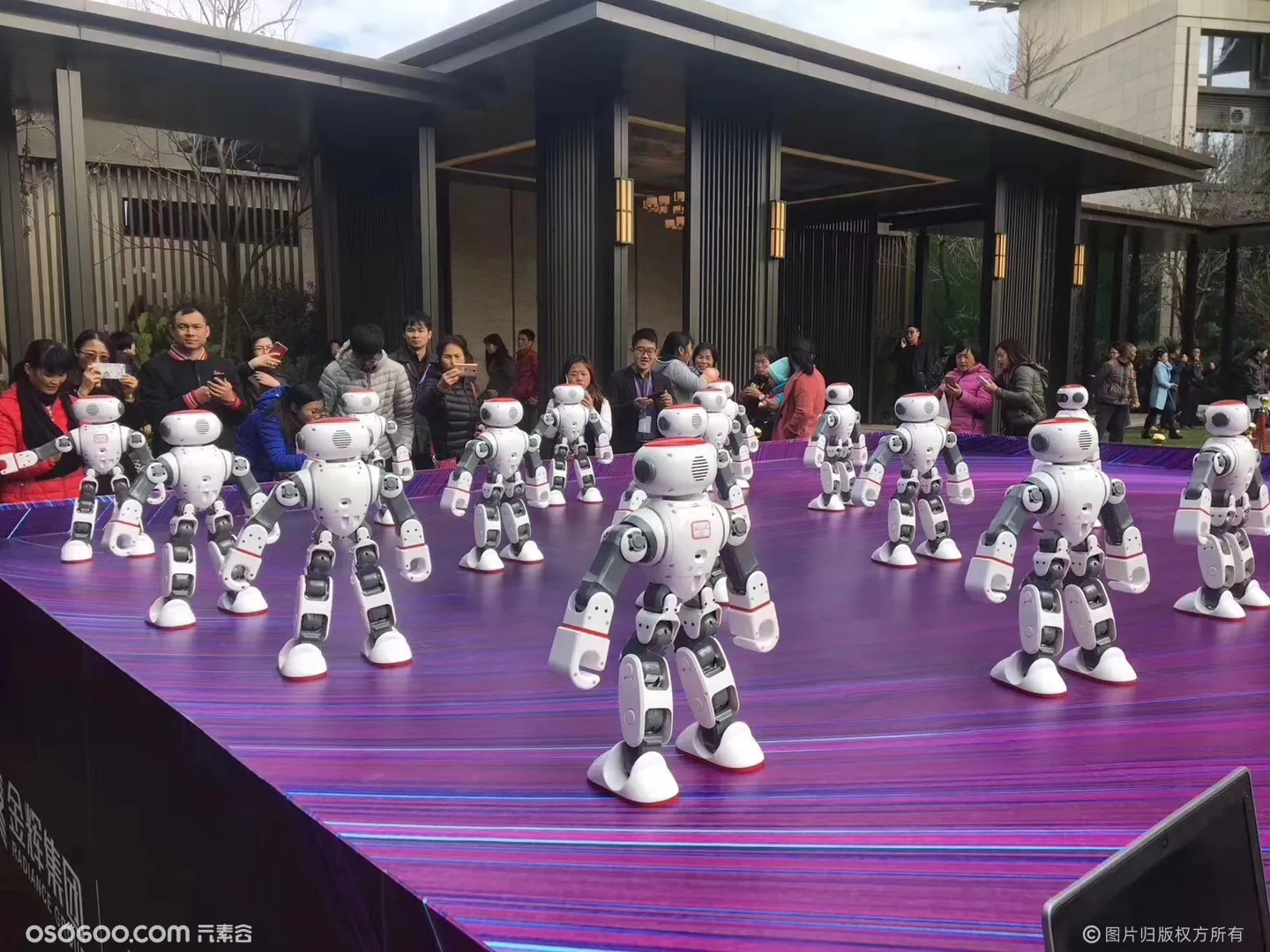商场跳舞机器人 智能舞蹈机器人 人型跳舞机器人租凭