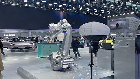 2022广汽埃安车展格莱美机械臂拍摄