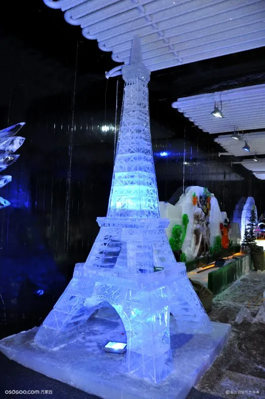 山东立震游乐大型冰雕展出租出售冰雪世界氛围暖场