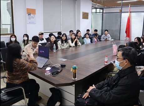 南京林业大学研学营：AI赋能广告策划新实践