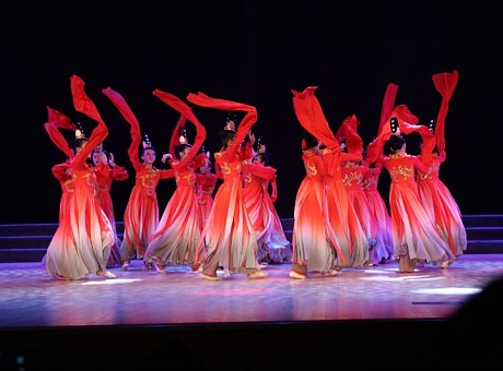 《惊鸿舞》：中国古典舞唐朝宫廷舞蹈节目表演，欢迎咨询预订