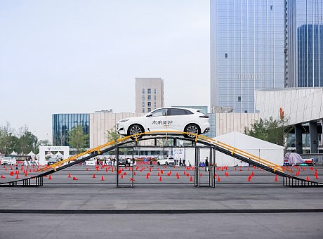 成都西部国际博览城，除了车展还可以举办试驾会，成都试驾场地