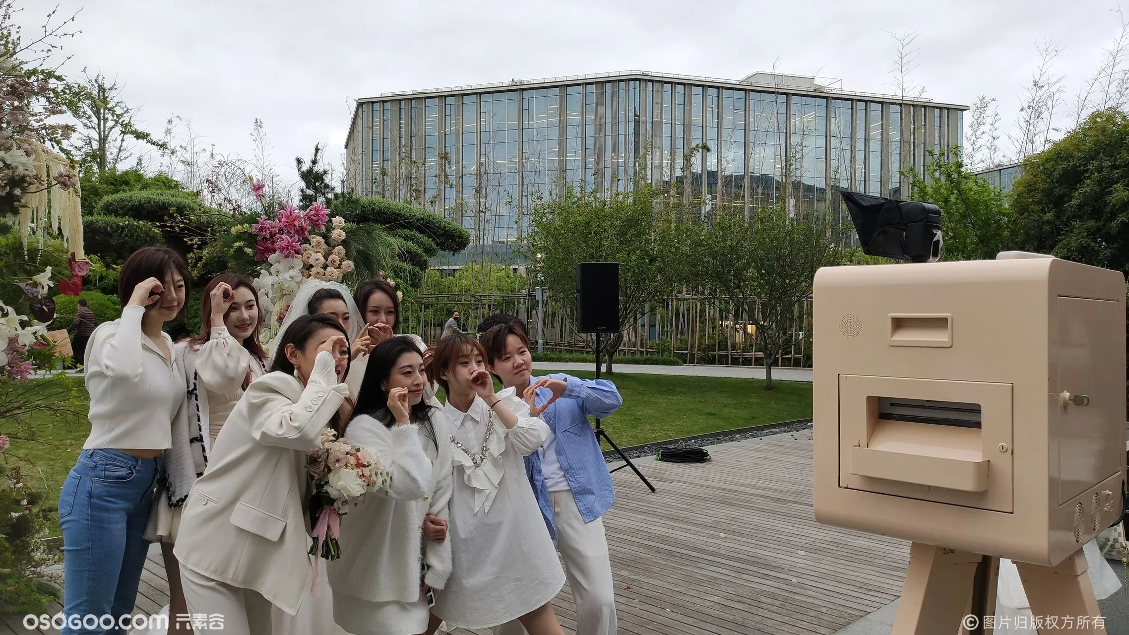 上海站婚礼派对拍照/萌拍拍照互动装置