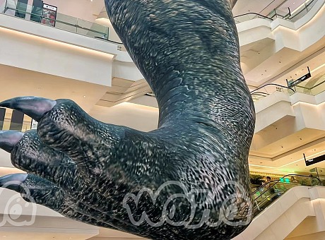 15米巨型充气恐龙腿——环宇城 