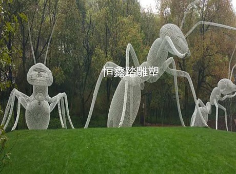 长沙中航地产草坪装饰喷漆不锈钢编织蚂蚁雕塑厂家报价 