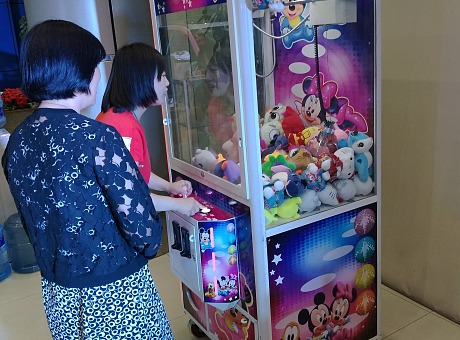 京津冀供应 扭蛋机 娃娃机 跳舞机 篮球机 剪刀机 抓钱机 