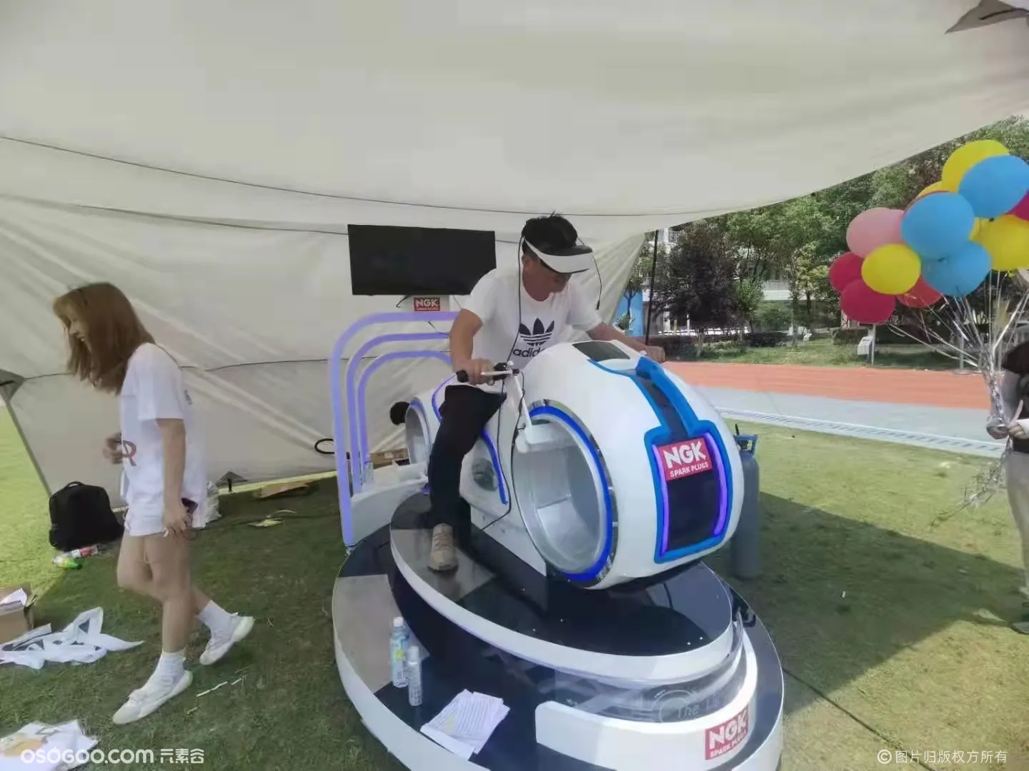 互动暖场科技设备 VR摩托车出租 炫酷VR摩托车出租