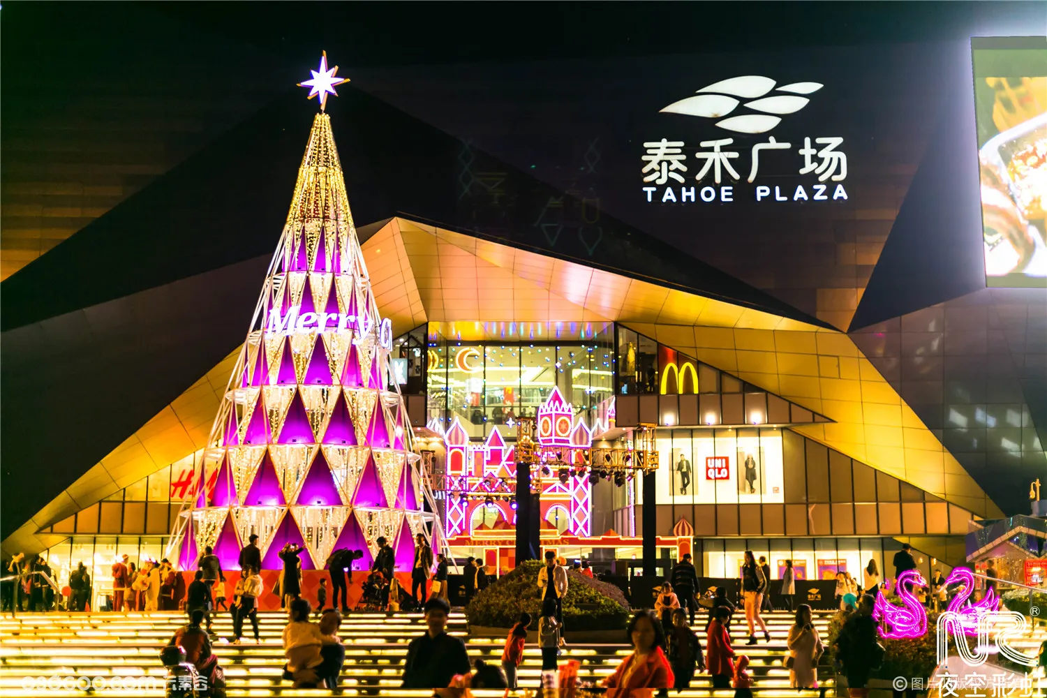 夜空彩虹案例分享——圣诞庆典-福州泰禾广场