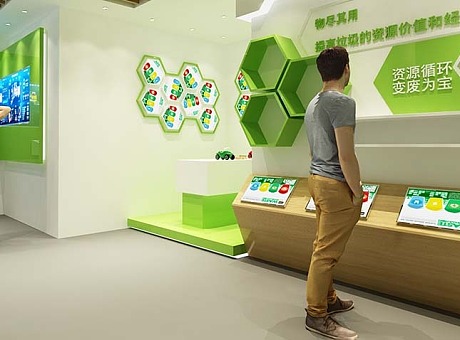垃圾分类展厅中的互动设计方案具有哪些优势？
