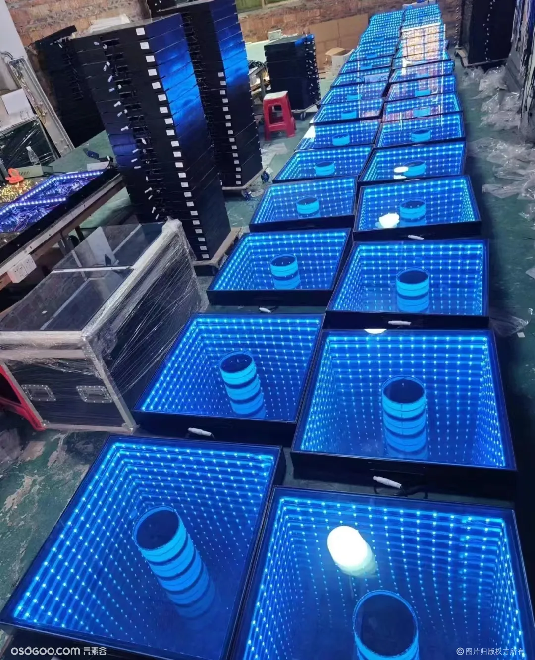 地面深渊镜 LED地砖灯互动装置