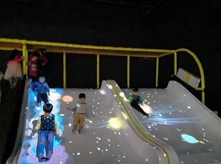 当科技遇上艺术 互动游园会《魔法游乐园》 互动装置