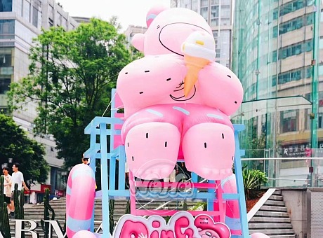 粉胖子卡通气模 BERTILO在重庆的首展粉嘟嘟的巨可爱
