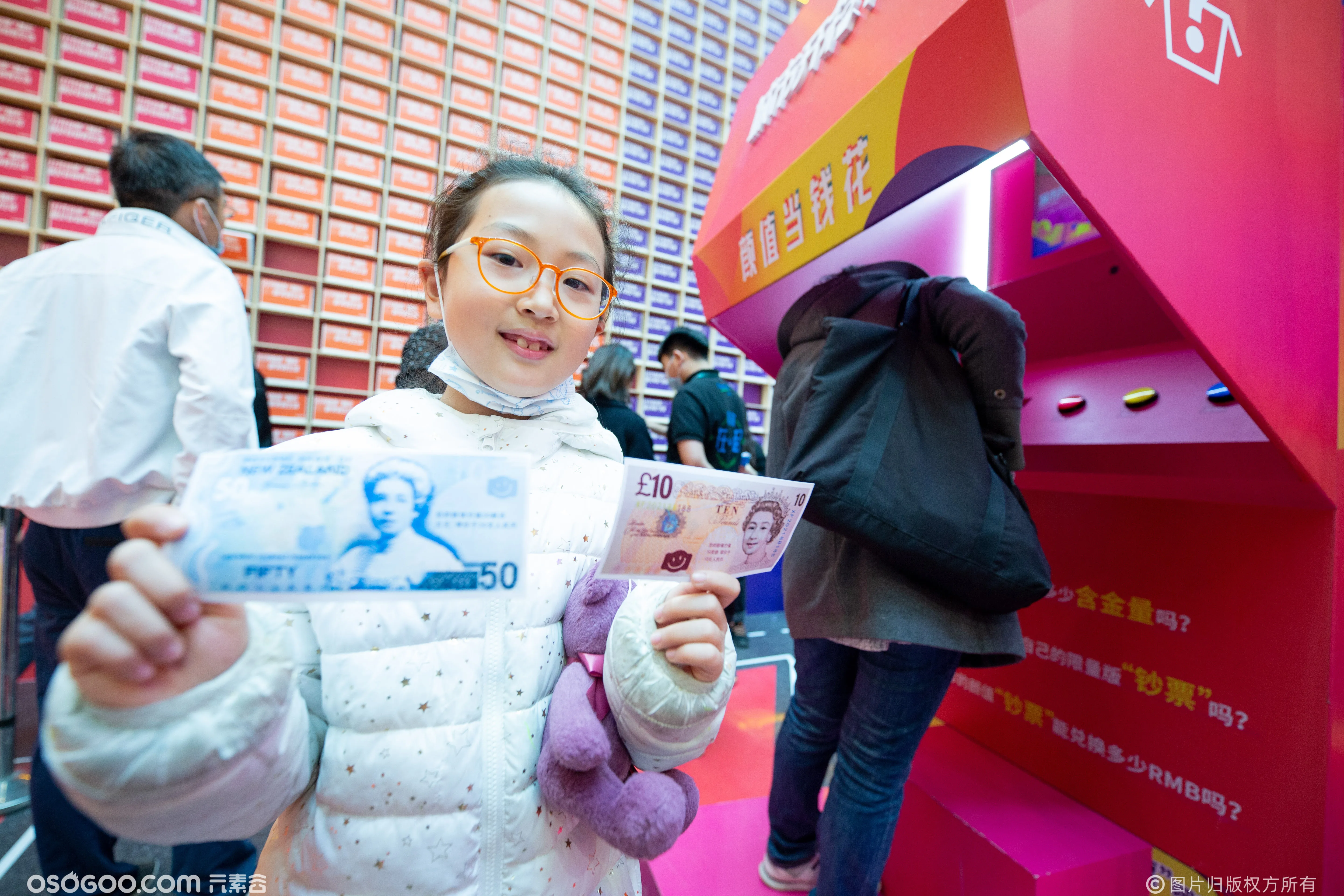 ATM颜值提款机一手厂家，工厂坐标上海、北京、苏州，全国出货