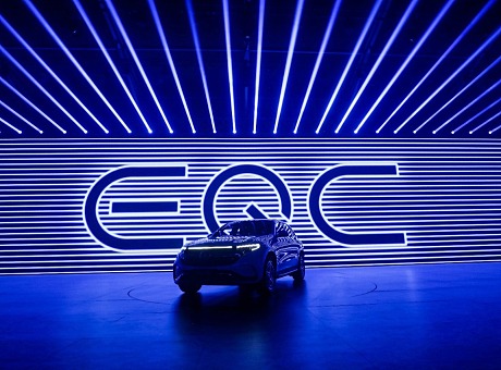 奔驰EQC纯电SUV上市发布会