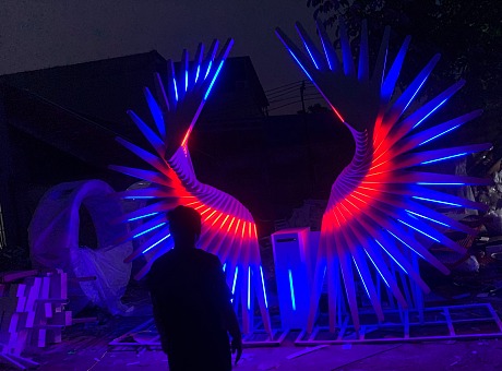 不锈钢景观雕塑 体感羽翼互动展览灯光装置 天使之翼灯光装置