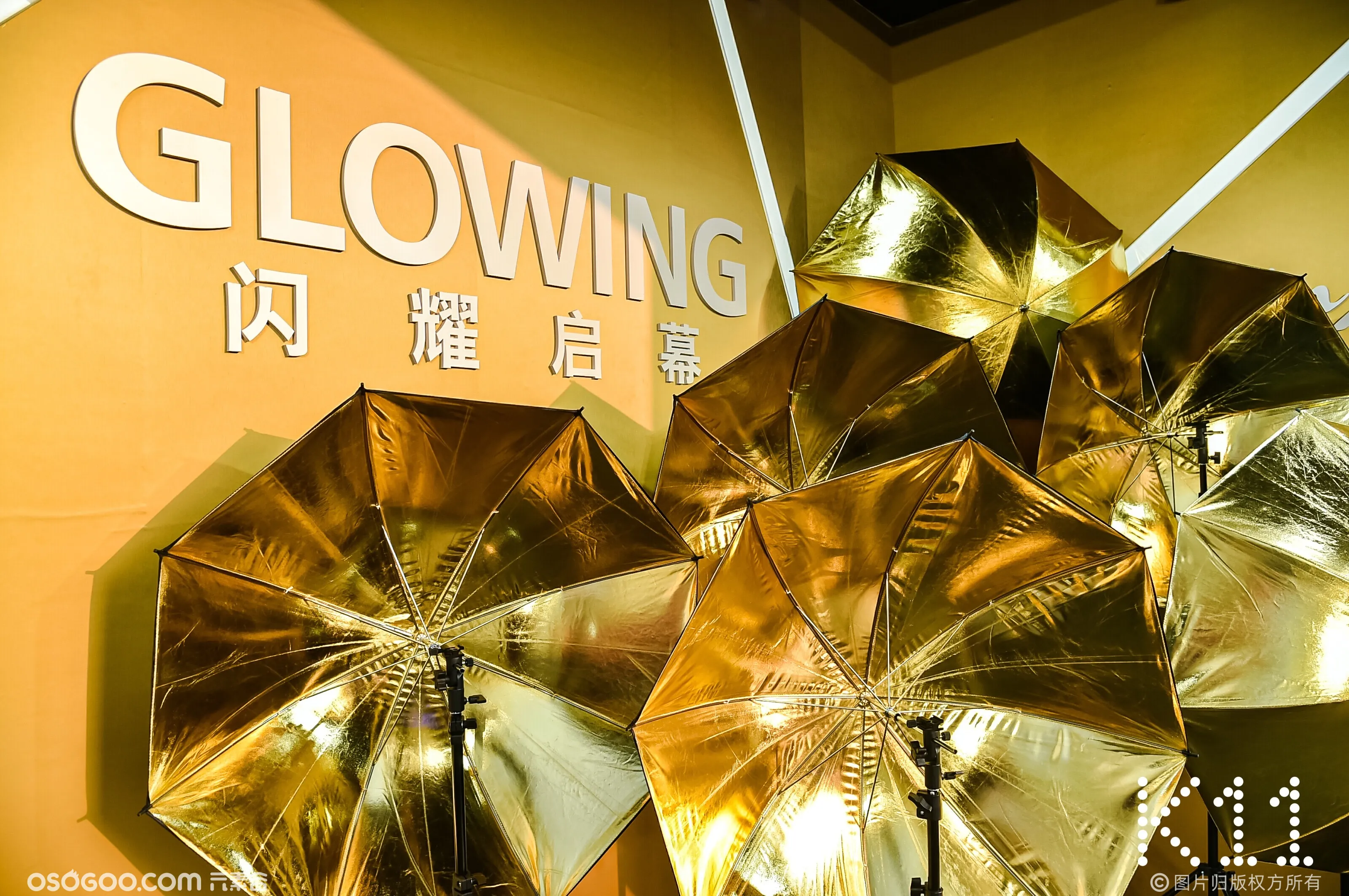 “GLOWING” 武汉K11购物艺术中心闪耀启幕