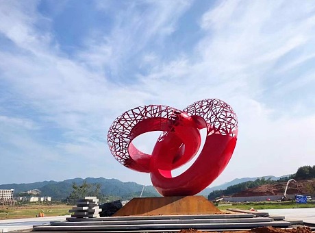 海宁城市景观不锈钢镂空环环相扣雕塑制作
