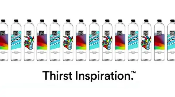百事可乐推出LIFEWTR高端瓶装水，设计感十足
