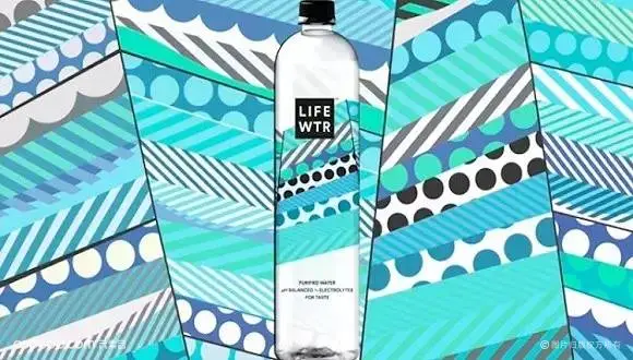 百事可乐推出LIFEWTR高端瓶装水，设计感十足