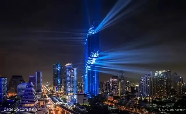 泰国第一高楼灯光秀