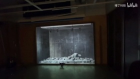 数字裸眼3D雕塑艺术动画Slave橱窗 品牌视觉动态橱窗设计