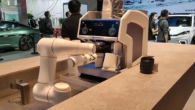 会拉花的咖啡机器人 咖啡机械臂拉花 可租赁 可售卖