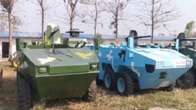 运兵车 装甲车模型可开动适用于国防教育基地