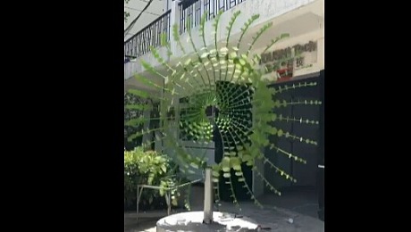 户外绿色风动雕塑装置